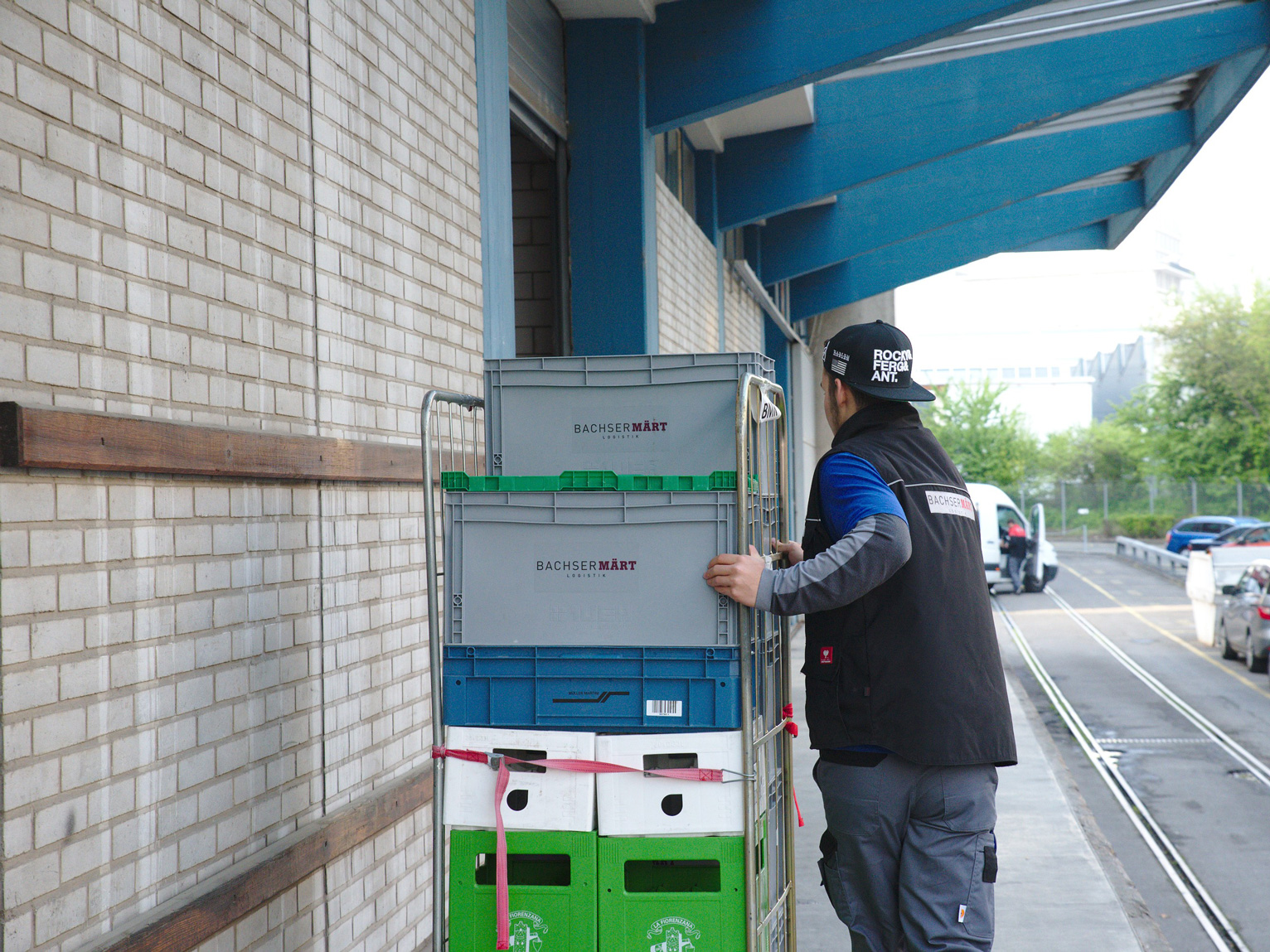 Lehre Zürich als Logistiker*in EFZ/EBA oder Praktiker*in PrA Logistik